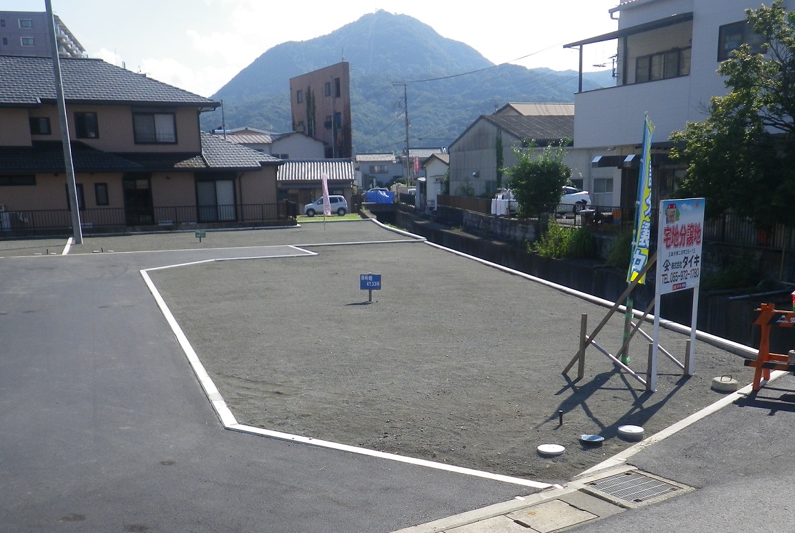 裾野市富沢分譲地
