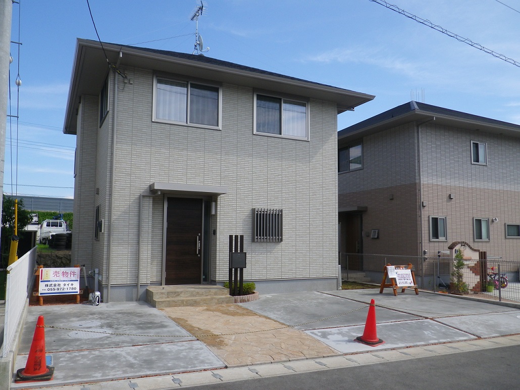 裾野市富沢分譲地